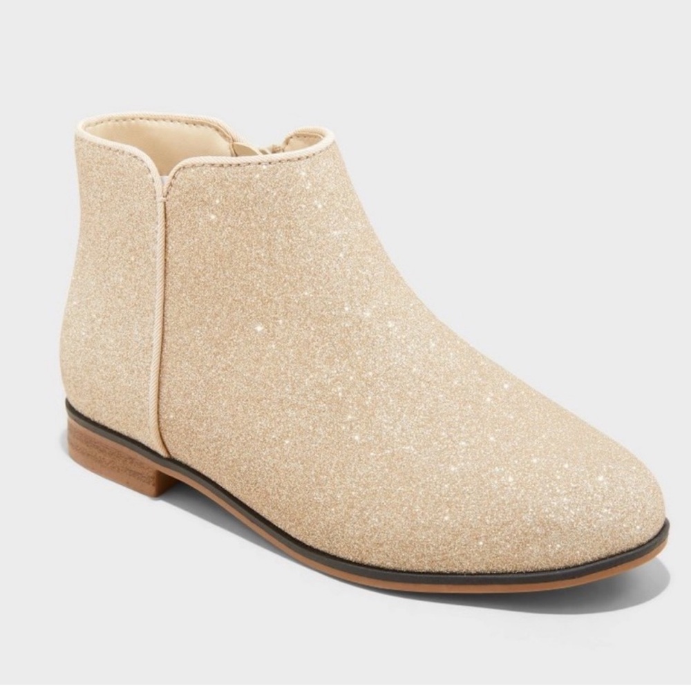 Size 2 - NWT Cat & Jack Girls Booties